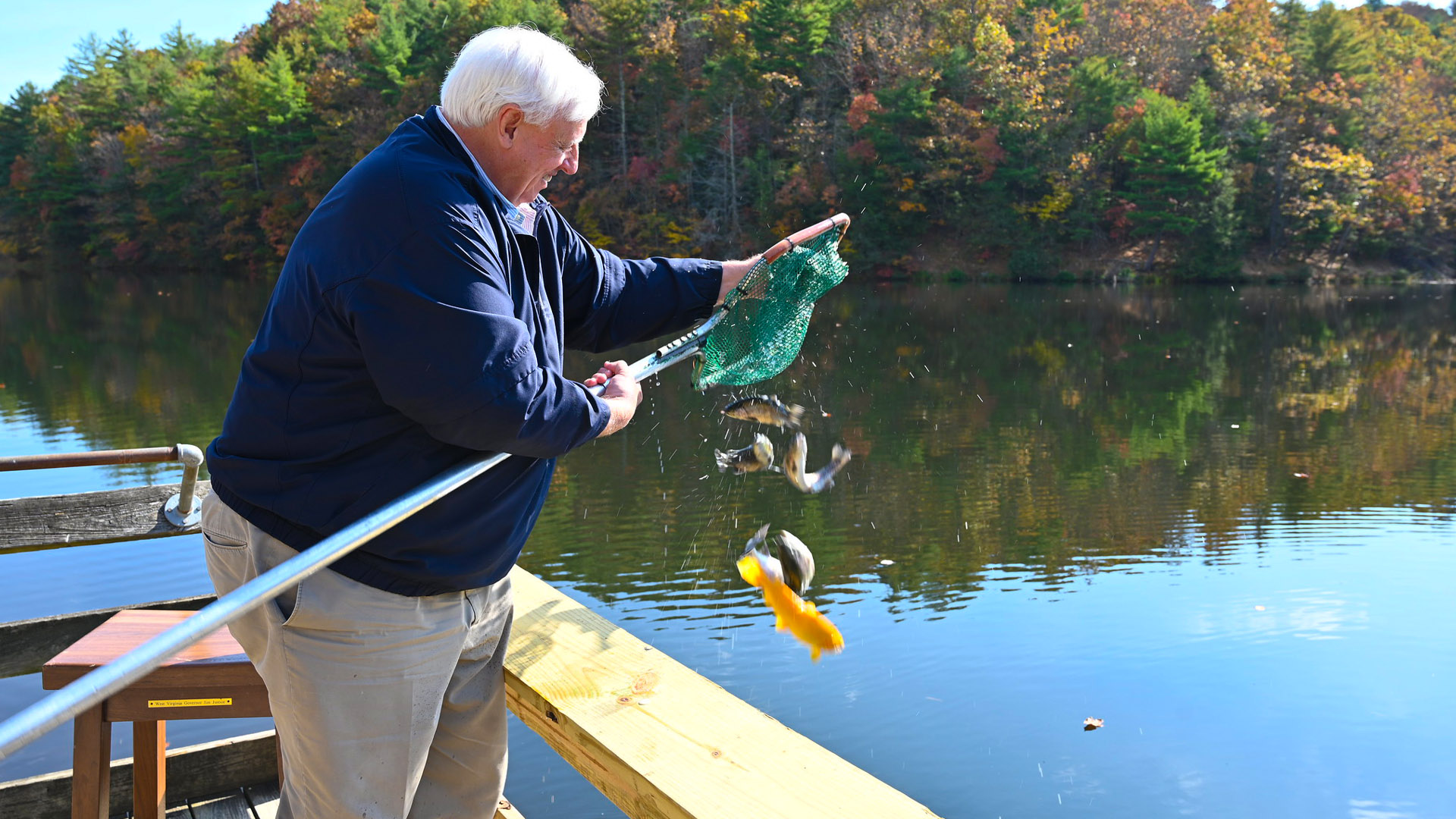Gov. Justice announces 6,000 additional pounds of trophy trout for fall