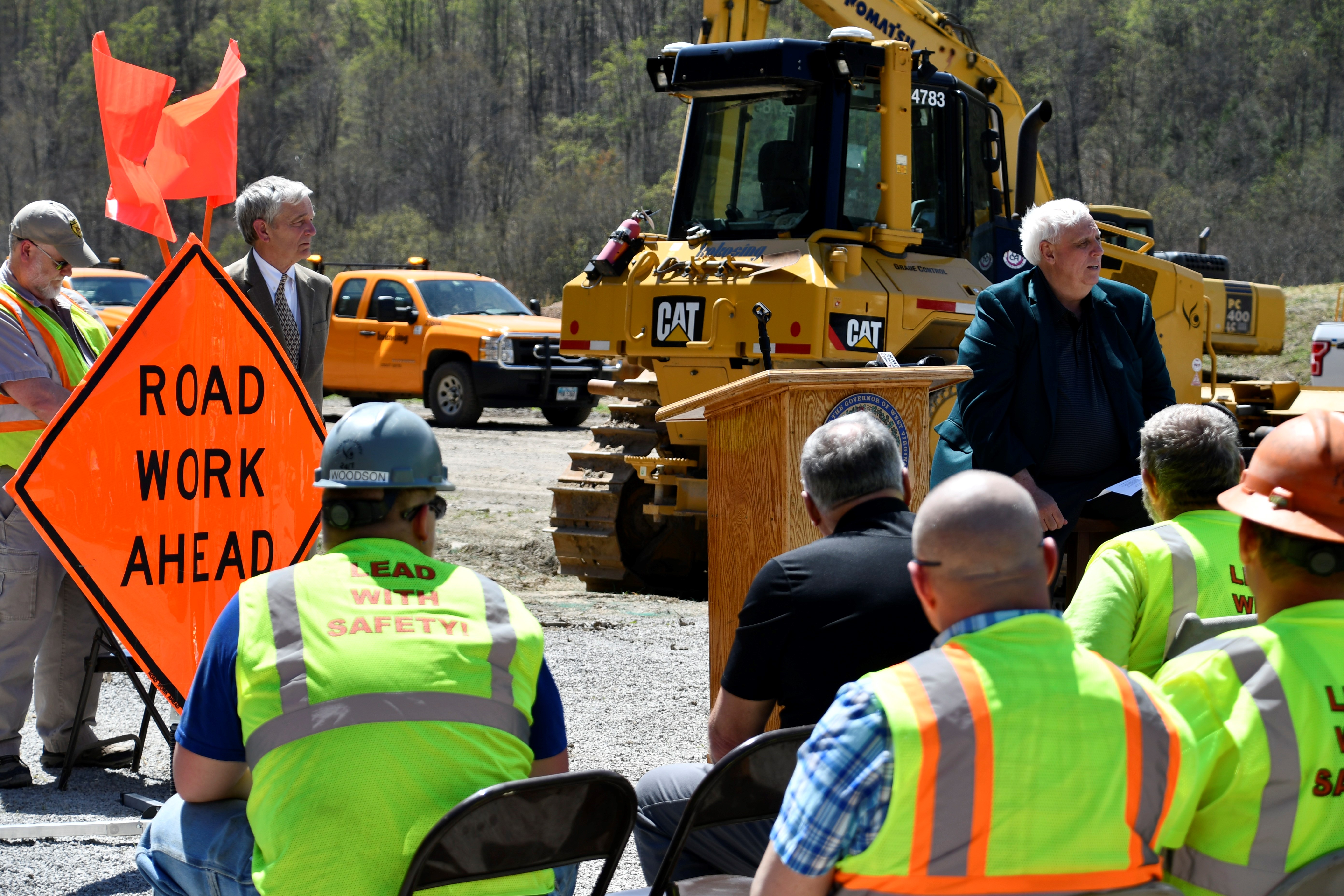 Gov. Justice, WVDOT Officials Celebrate Groundbreaking Of Coalfields ...